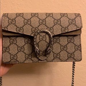 Gucci Dionysus GG Supreme Super Mini Bag